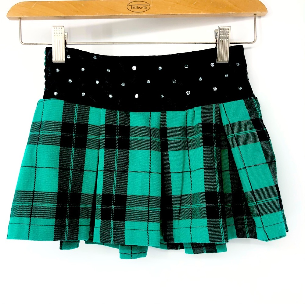 Justice Size 7 Green & Black Plaid Faux Leather Studded Pleated Skirt w/ Shorts